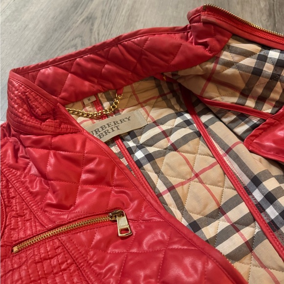 BURBERRY BRIT Red Quilted Jacket for Women - Picture 2 of 8